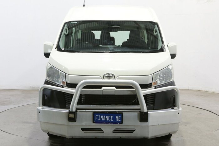 2020 Toyota Hiace Commuter