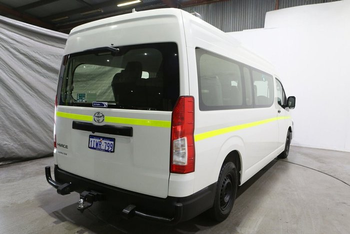 2020 Toyota Hiace Commuter