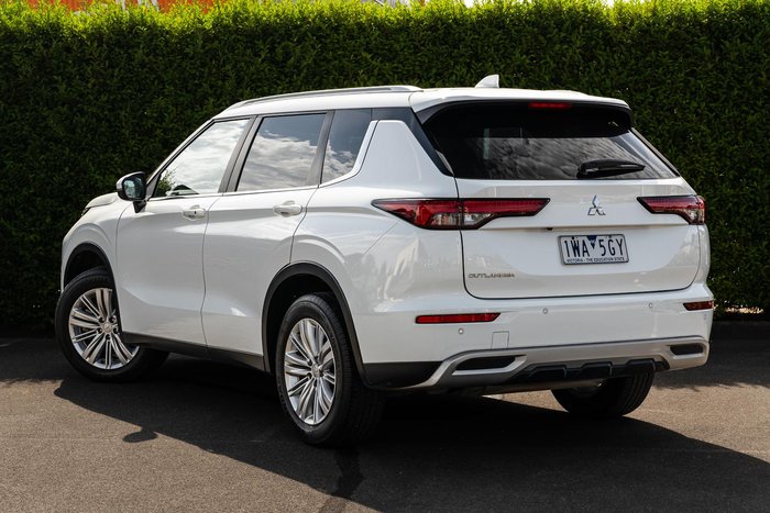 2022 Mitsubishi Outlander LS ZM MY22 AWD White