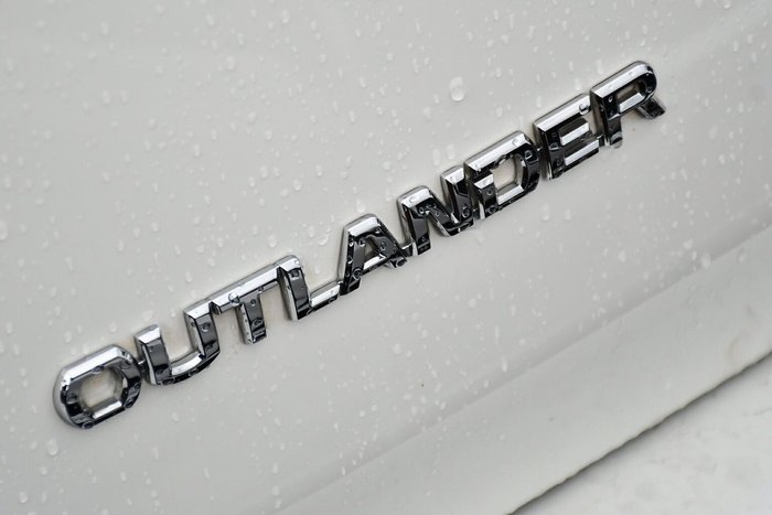 2017 Mitsubishi Outlander LS