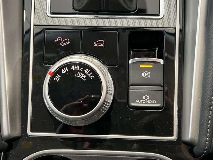 2024 Mitsubishi Pajero Sport GLS