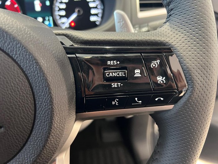 2024 Mitsubishi Pajero Sport GLS