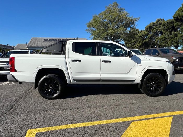 2024 Mitsubishi Triton GLX-R