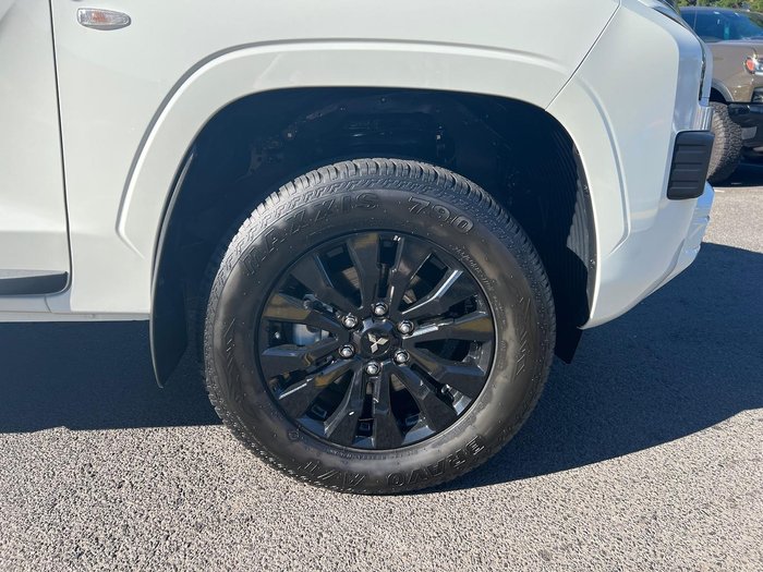 2024 Mitsubishi Triton GLX-R