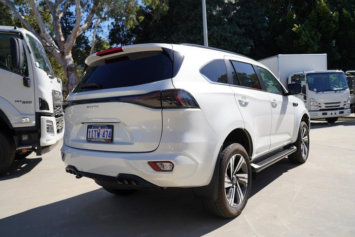 2025 Isuzu MU-X LS-T