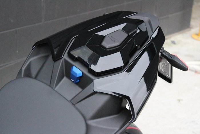 2025 BMW S 1000 R Sport