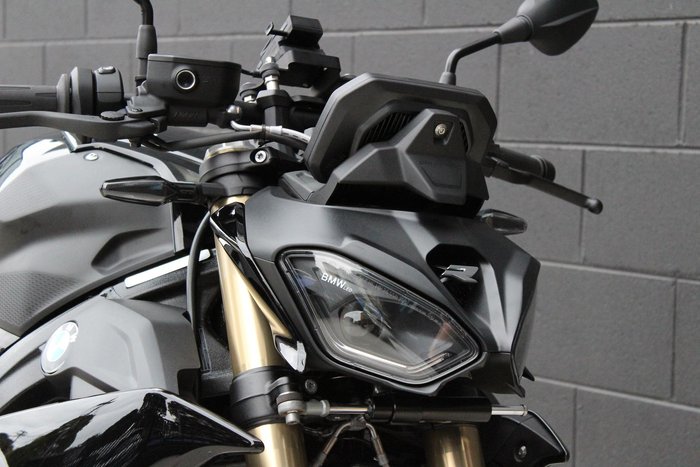 2025 BMW S 1000 R Sport