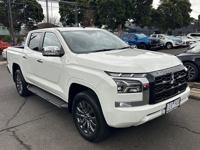 2024 Mitsubishi Triton GLS