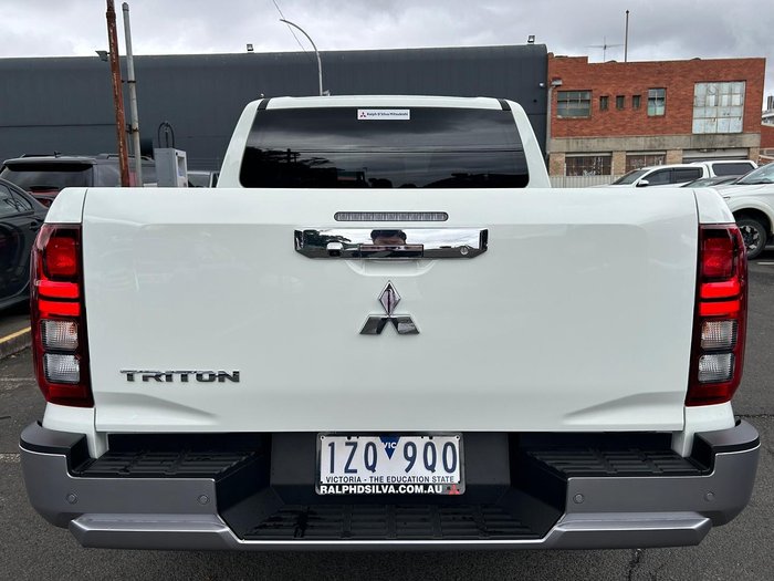 2024 Mitsubishi Triton GLS
