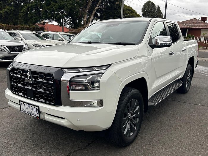 2024 Mitsubishi Triton GLS