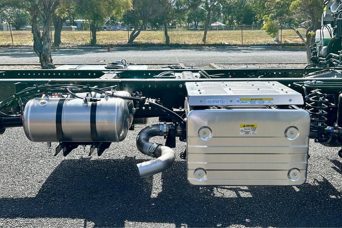 2026 Isuzu F Series FVL 260-300 AT R67
