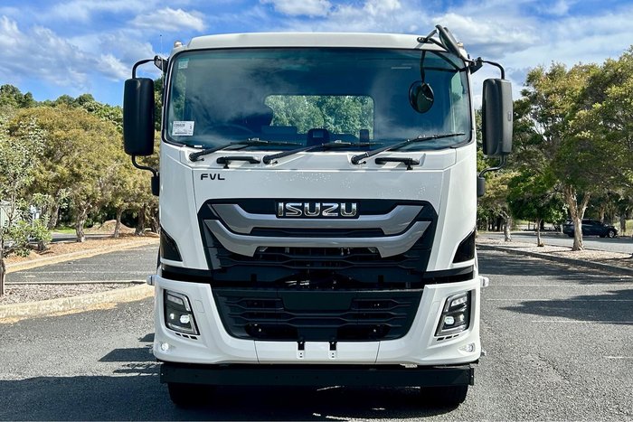 2026 Isuzu F Series FVL 260-300 AT R67