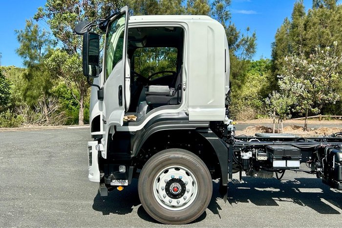 2026 Isuzu F Series FVL 260-300 AT R67