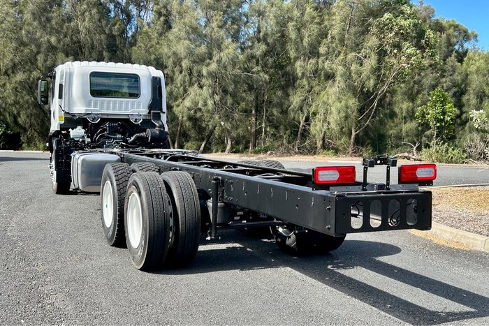 2026 Isuzu F Series FVL 260-300 AT R67