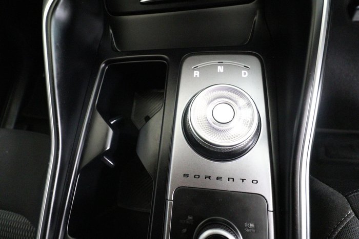 2024 Kia Sorento Sport