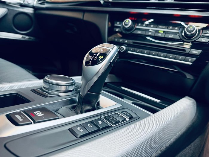 2017 BMW X5 xDrive30d F15 4X4 Constant Imperial Blue Brilliant Effect