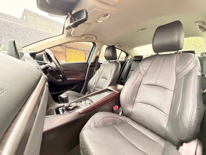 2017 Mazda 3 SP25 GT