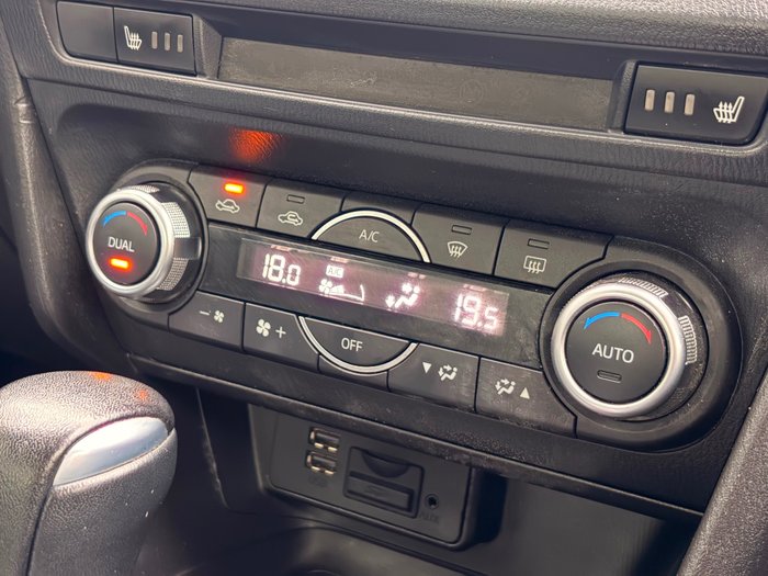 2017 Mazda 3 SP25 GT