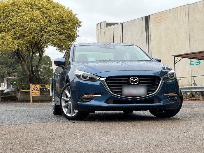 2017 Mazda 3 SP25 GT