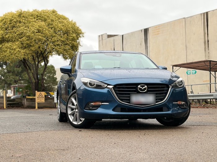 2017 Mazda 3 SP25 GT