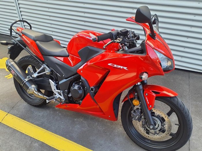 2014 Honda CBR300R CBR Red