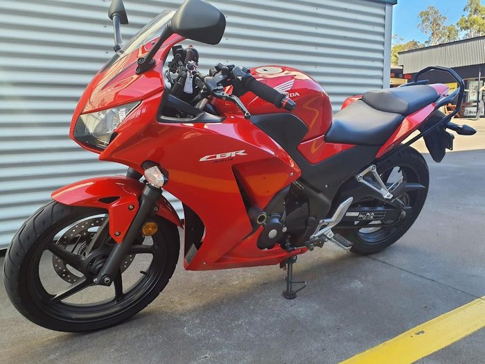 2014 Honda CBR300R CBR Red