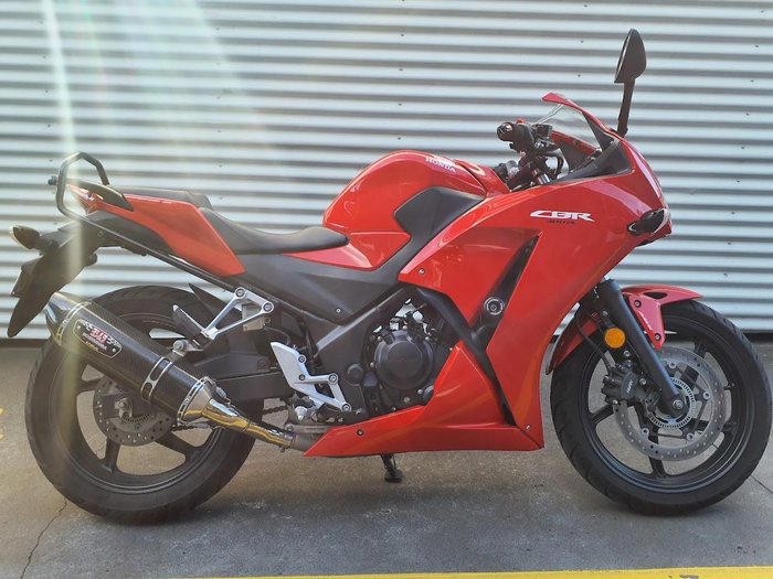 2014 Honda CBR300R CBR Red