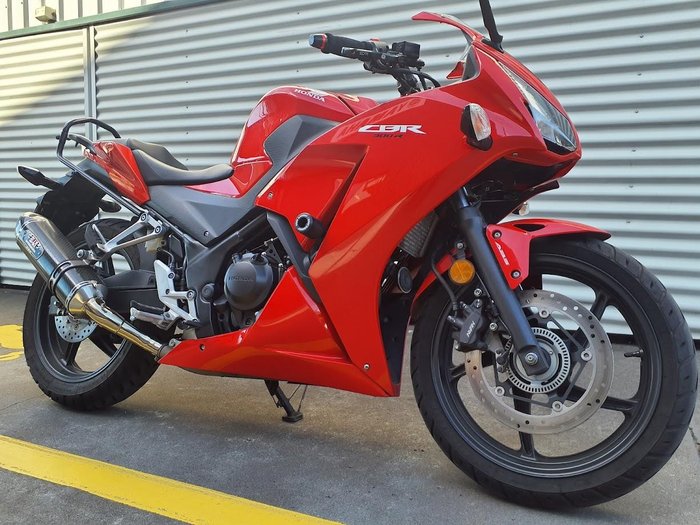 2014 Honda CBR300R CBR Red