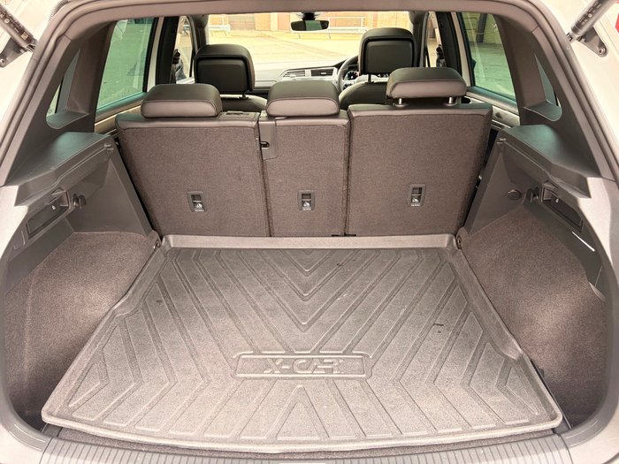 2022 Volkswagen Tiguan R