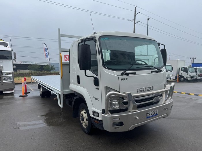 2022 Isuzu F Series FRR110-260