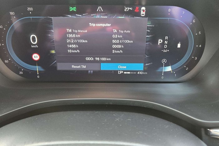 2022 Volvo XC60 B6 R-Design