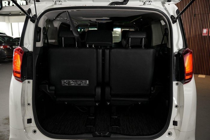 2022 Toyota Alphard SC