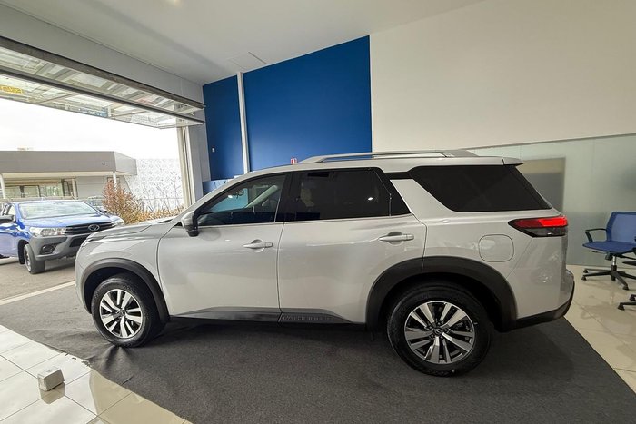 2023 Nissan Pathfinder Ti