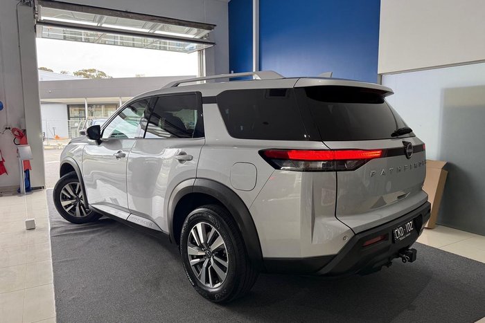 2023 Nissan Pathfinder Ti