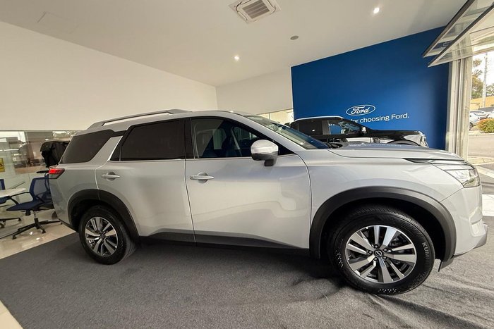 2023 Nissan Pathfinder Ti