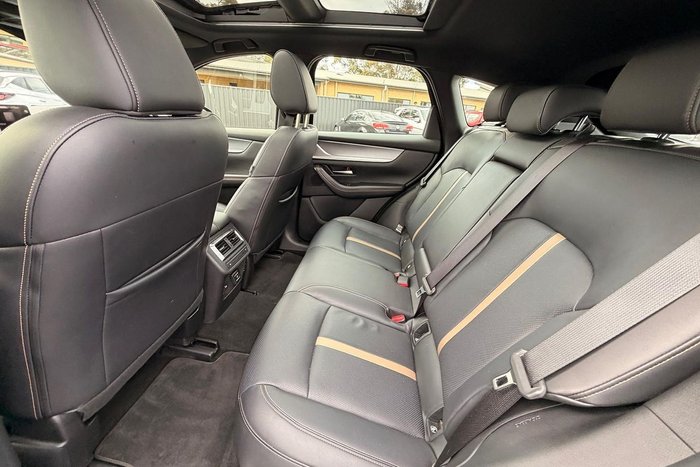 2023 Mazda CX-60 P50e Azami