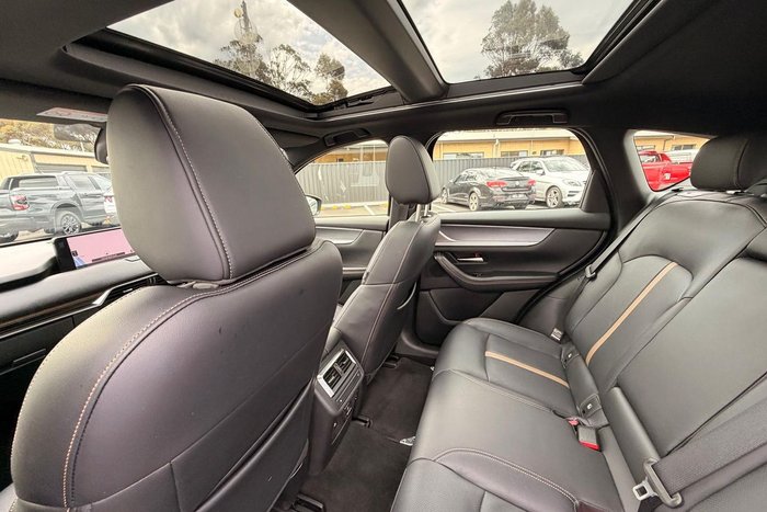 2023 Mazda CX-60 P50e Azami