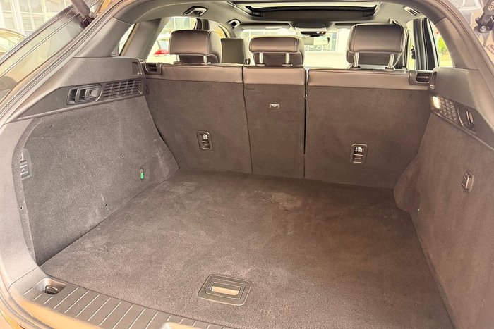 2023 Mazda CX-60 P50e Azami