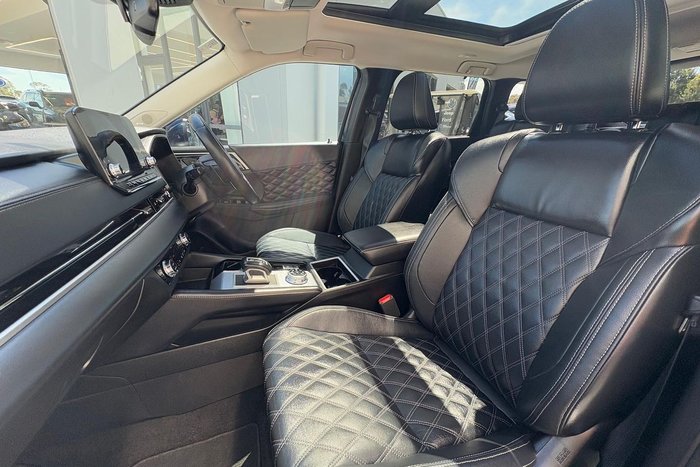 2023 Mitsubishi Outlander Exceed