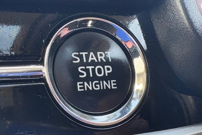 2023 Mitsubishi Outlander Exceed