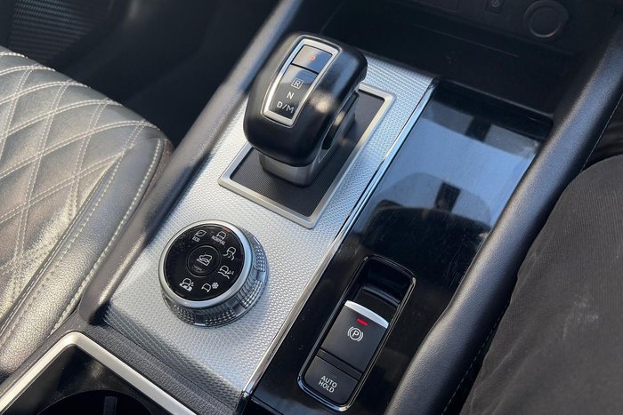 2023 Mitsubishi Outlander Exceed