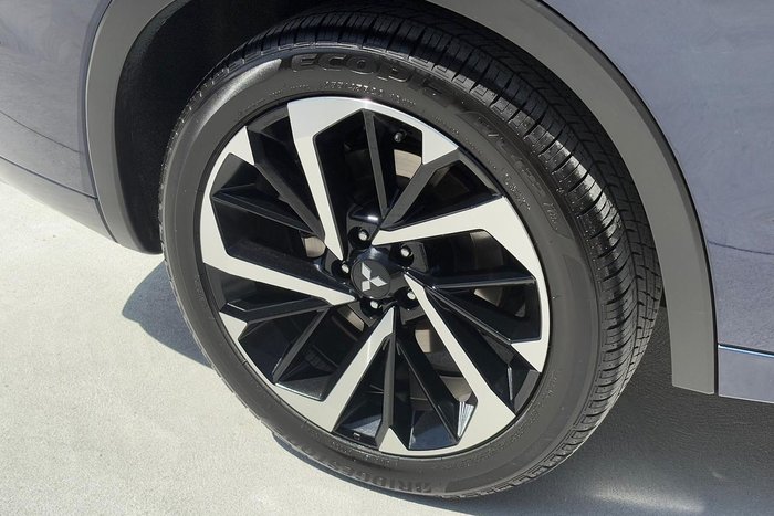 2023 Mitsubishi Outlander Exceed