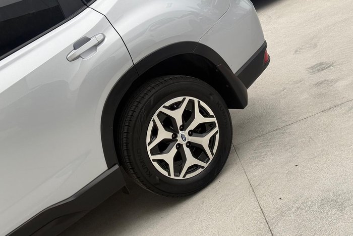 2019 Subaru Forester 2.5i