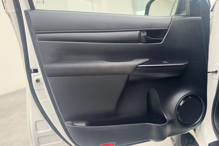 2018 Toyota Hilux SR