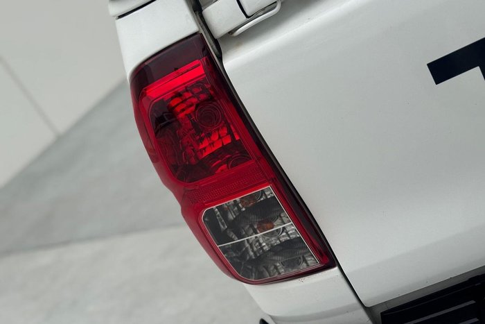 2018 Toyota Hilux SR