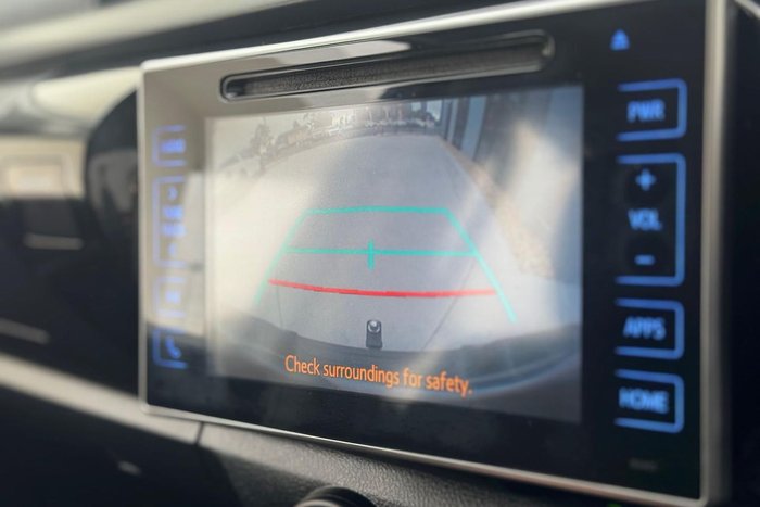 2018 Toyota Hilux SR