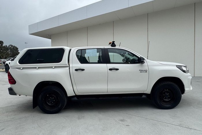 2018 Toyota Hilux SR