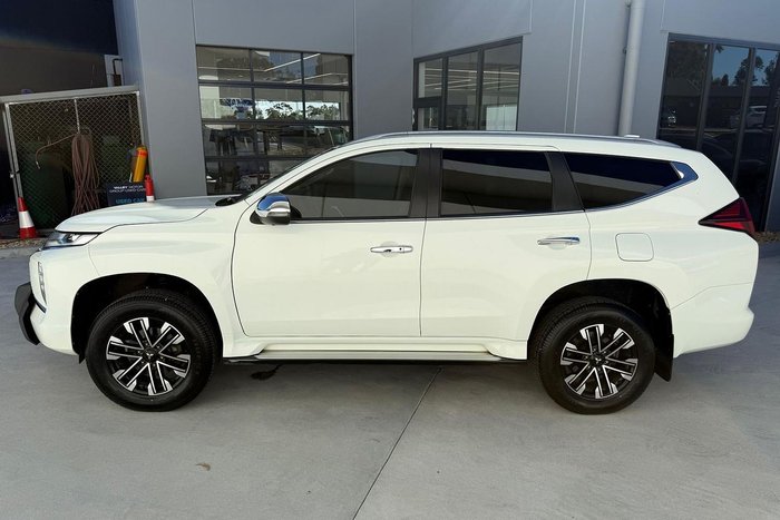 2020 Mitsubishi Pajero Sport Exceed