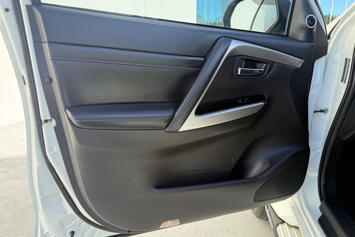 2020 Mitsubishi Pajero Sport Exceed