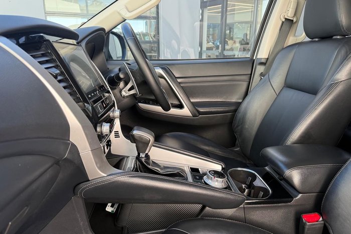 2020 Mitsubishi Pajero Sport Exceed